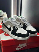 Nike SB Dunk Low - Chlorophyll