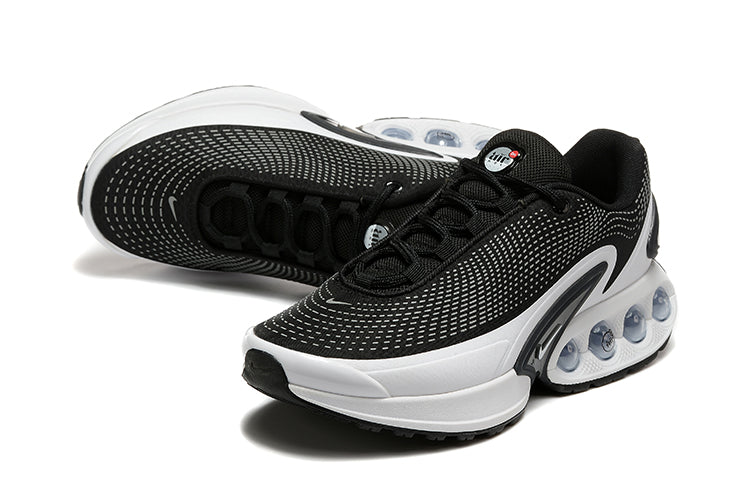 Nike DN - Black White