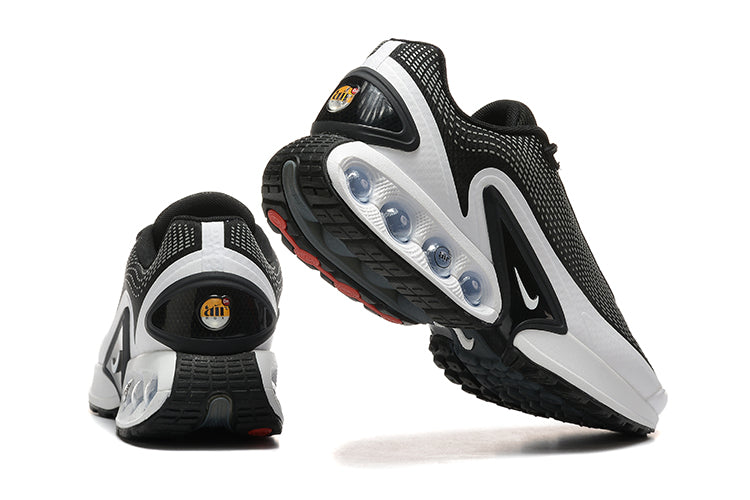Nike DN - Black White