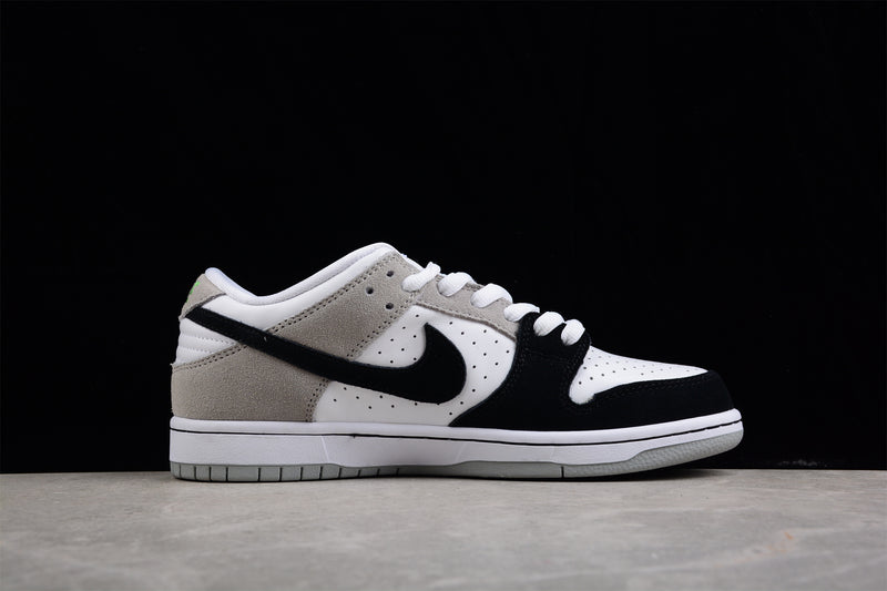 Nike SB Dunk Low - Chlorophyll