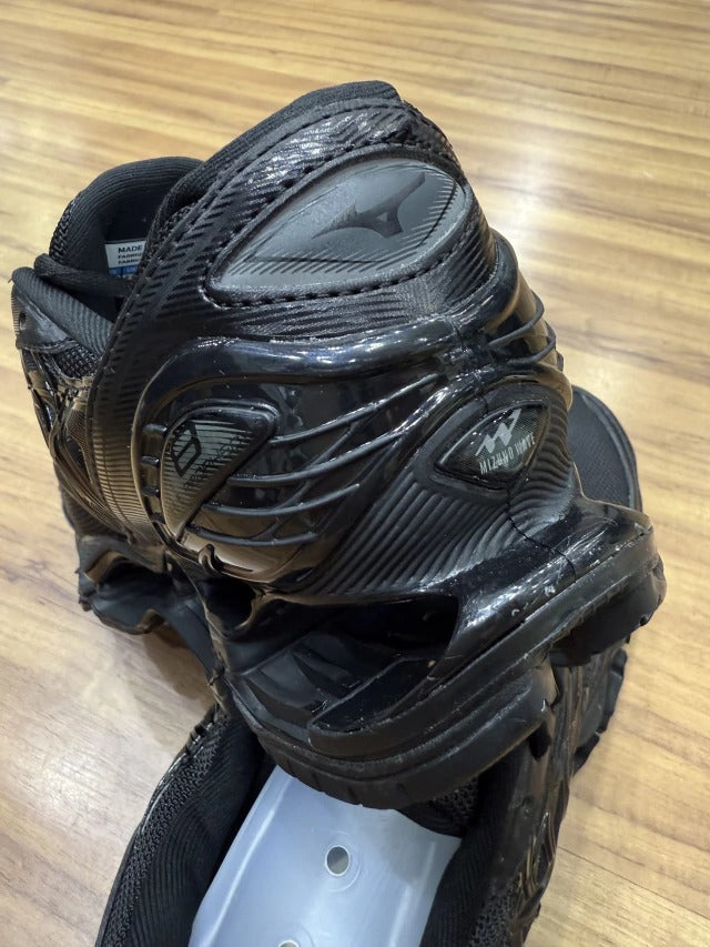 Mizuno Pro 8 - Preto