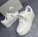 Nike Air Force 1 Low - Branco cadarço em corda