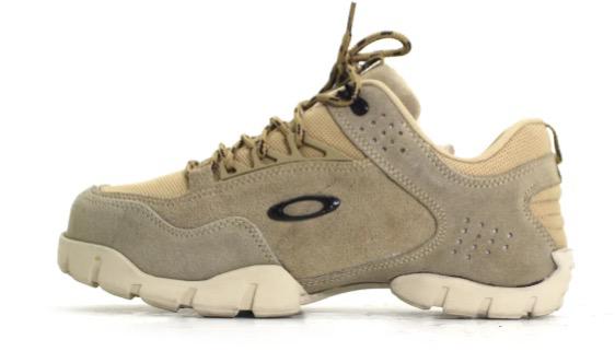Oakley Modoc Low - Bege