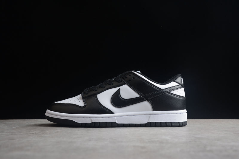 Nike Dunk Low - Panda