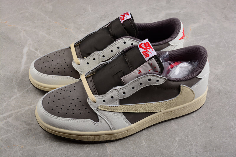 Nike Air Jordan 1 Low - Travis Scott - Reverse Mocha