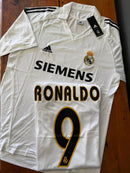 Camisa Retrô Real madrid I 2005/2006 - Ronaldo