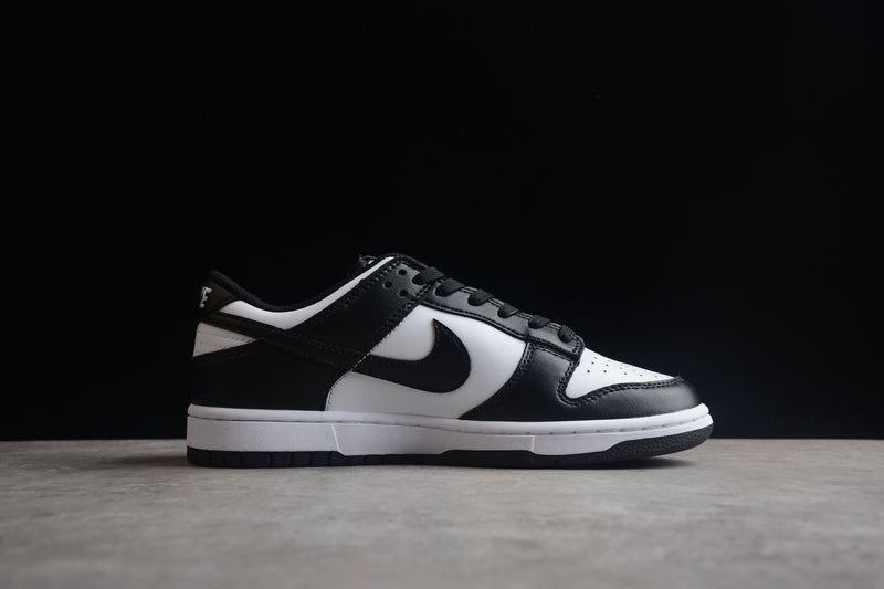 Nike Dunk Low - Panda
