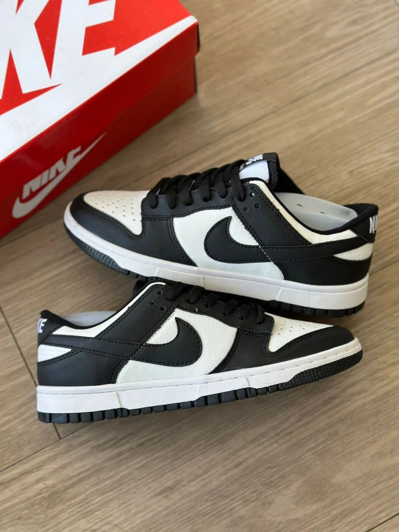 Nike Dunk Low - Panda