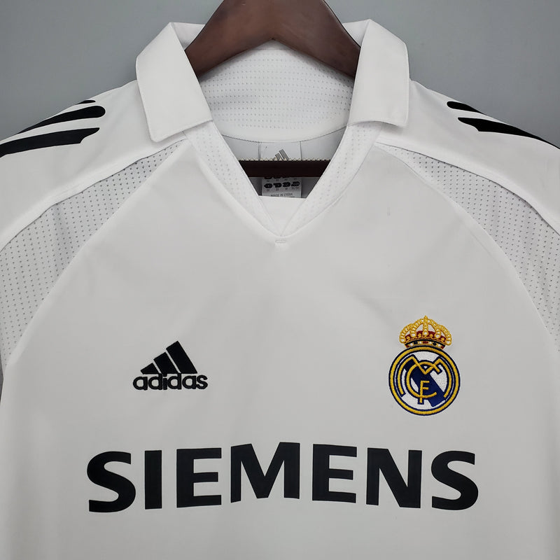 Camisa Retrô Real madrid I 2005/2006 - Ronaldo