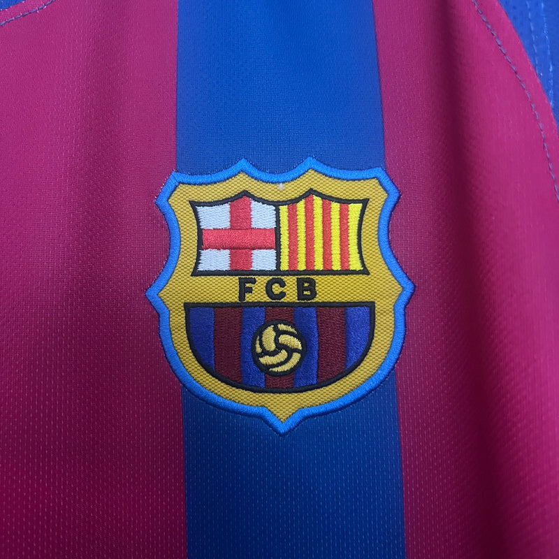 Camisa Retrô Barcelona I 2005/2006 - Ronaldinho