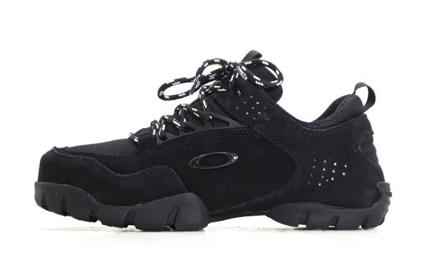 Oakley Modoc Low - Preto