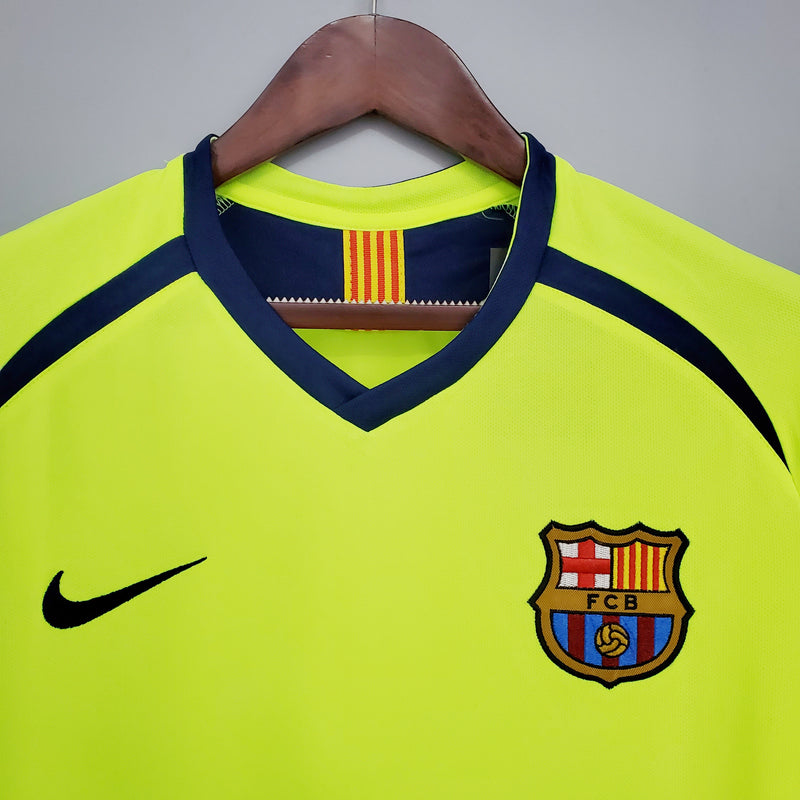 Camisa Retrô Barcelona II 2005/2006 - Ronaldinho