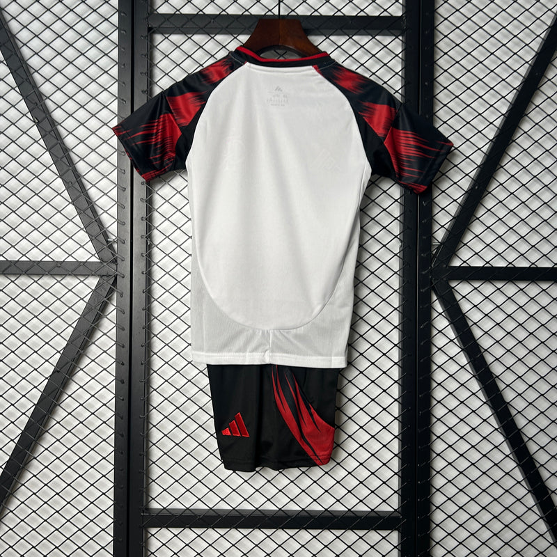 Conjunto Infantil Flamengo II 25/26