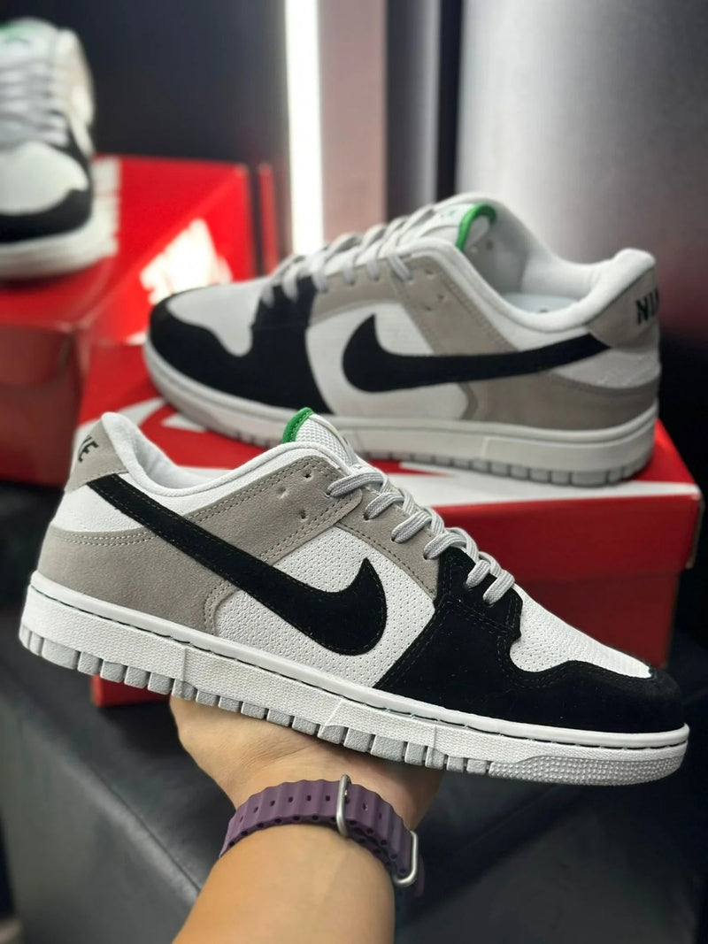 Nike SB Dunk Low - Chlorophyll
